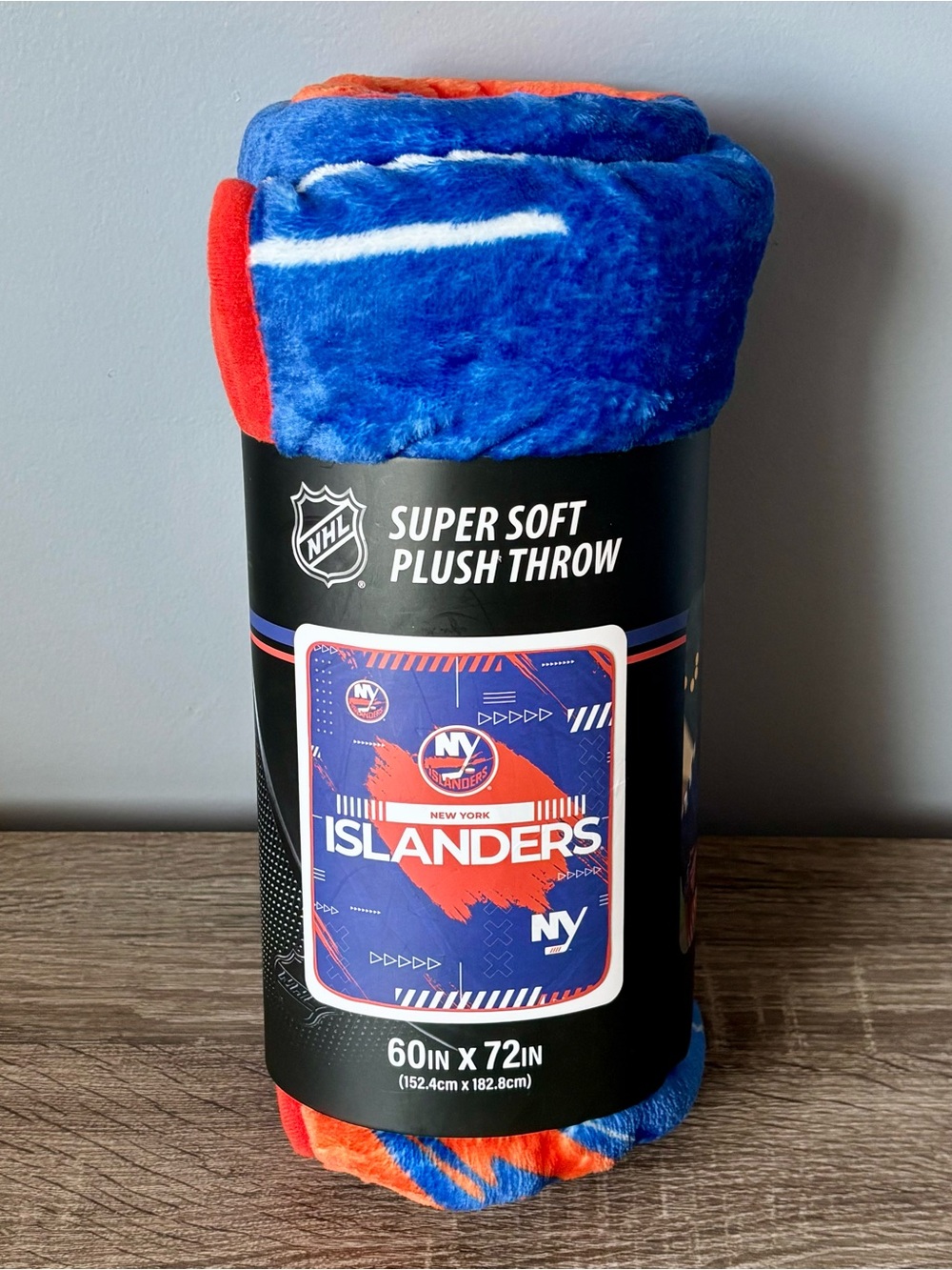 New York NY Islanders Hockey Plush Throw Fleece Blanket NEW 60x72 blue orange